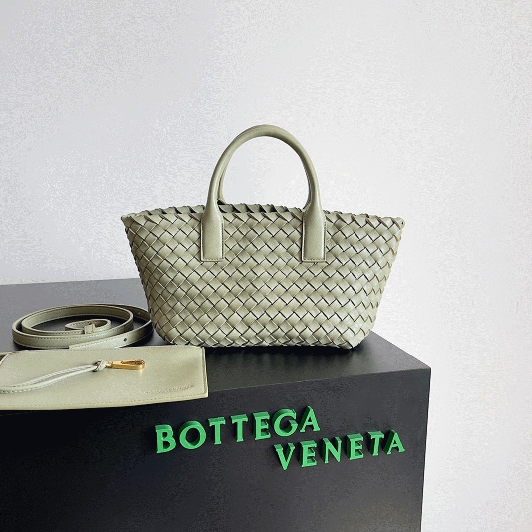 Top Quality Knockoff Bottega Veneta Cabat Mini Bag In Travertine Intrecciato Lambskin