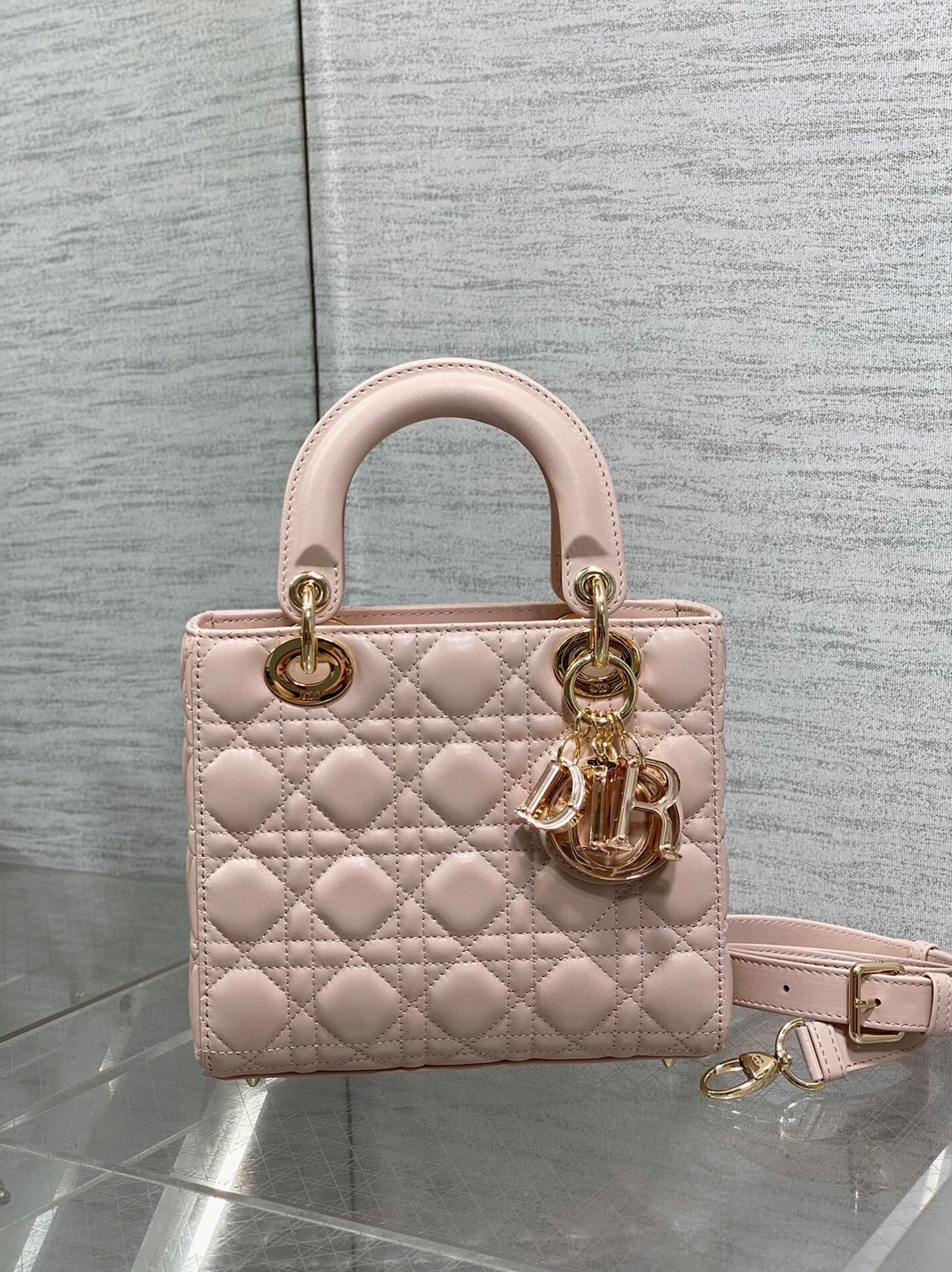 Dior Small Lady Dior Bag Fake in Pink