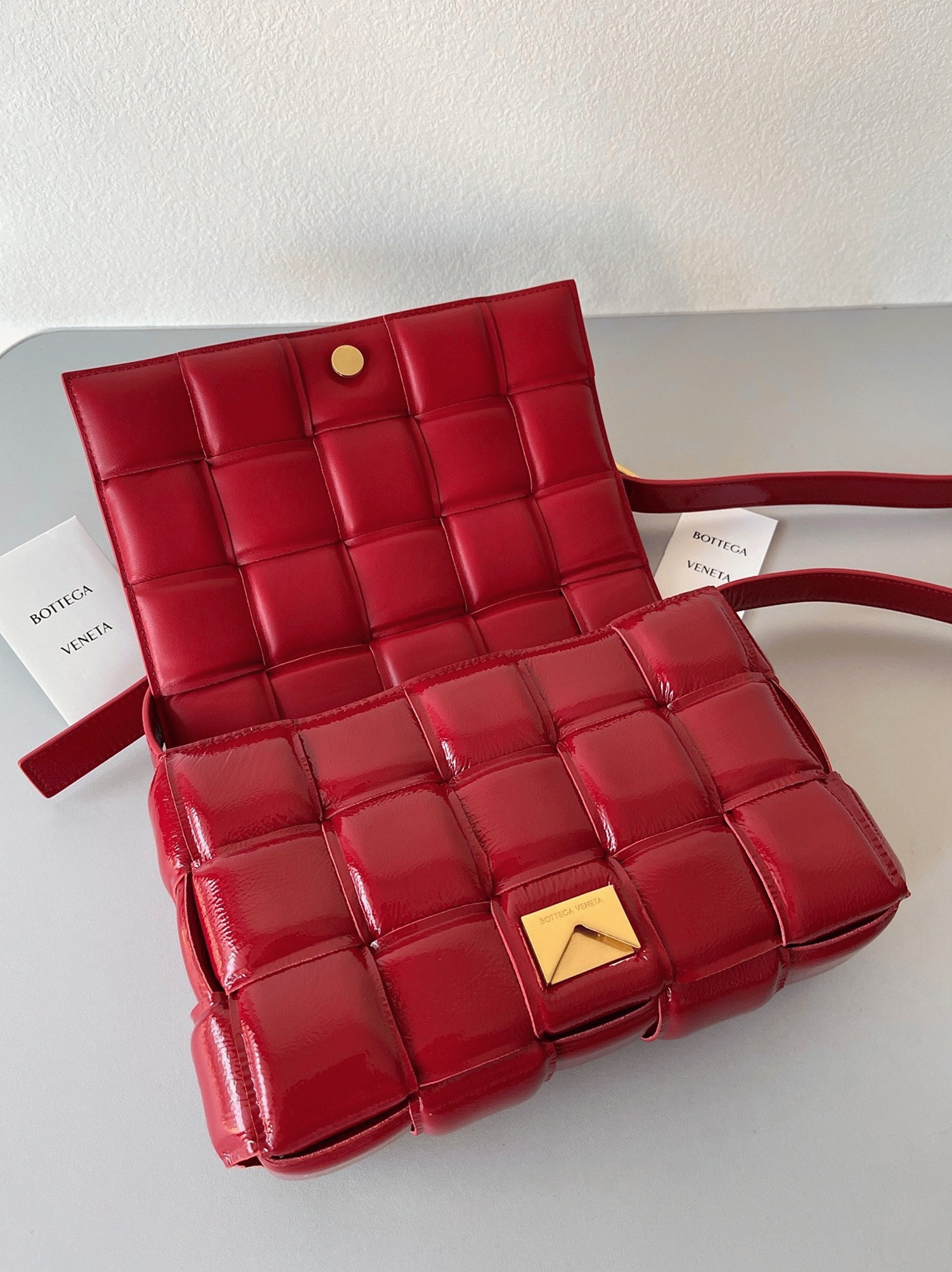Top Quality Knockoff Bottega Veneta Padded Cassette Bag In Red