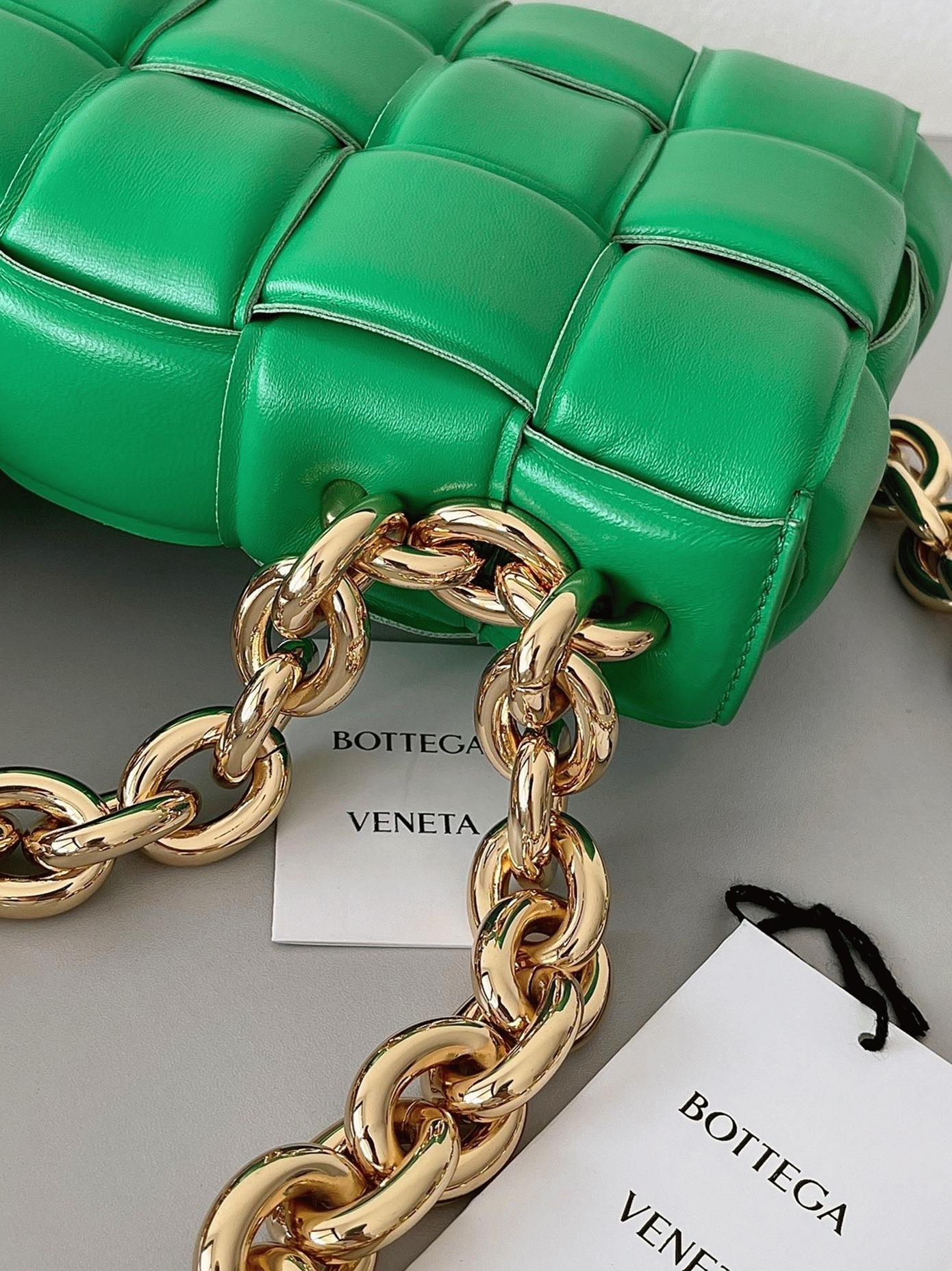 Top Quality Fake Bottega Veneta Chain Cassette Bag In Parakeet