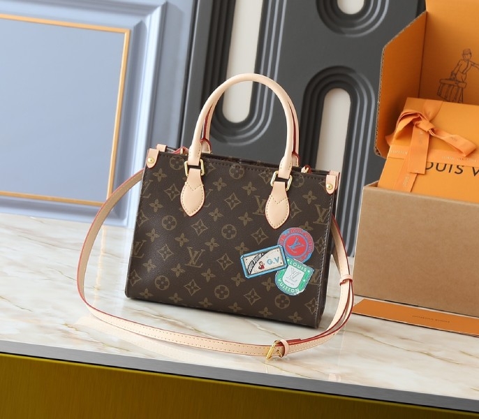 Mon Monogram OnTheGo PM
