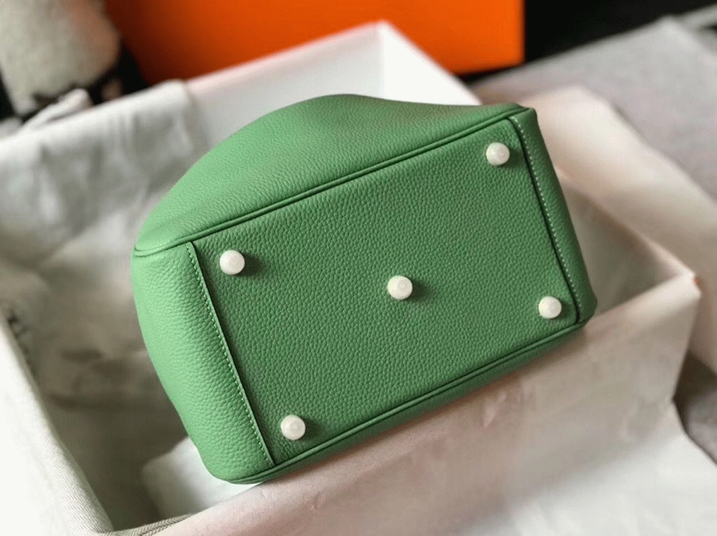 Fake Hermes Lindy bag 26cm in vert criquet
