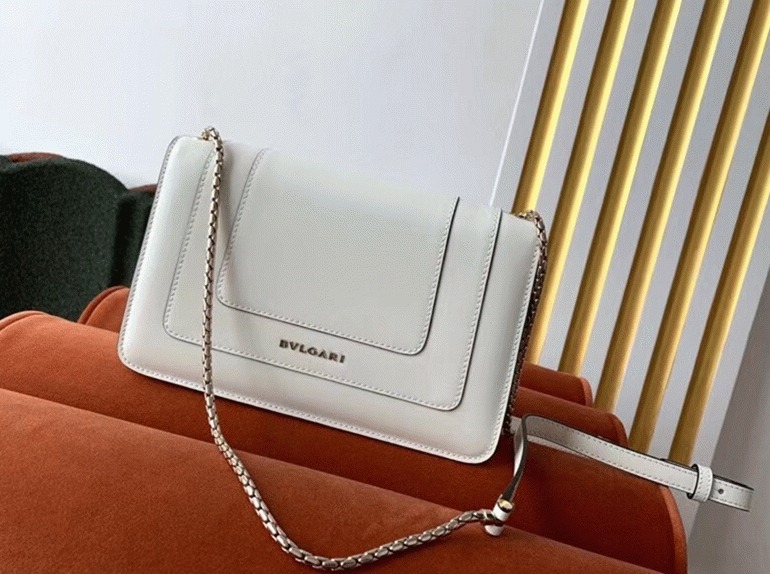 Replica Bvlgari Serpenti Forever Small Cross-body Bag White Calfskin