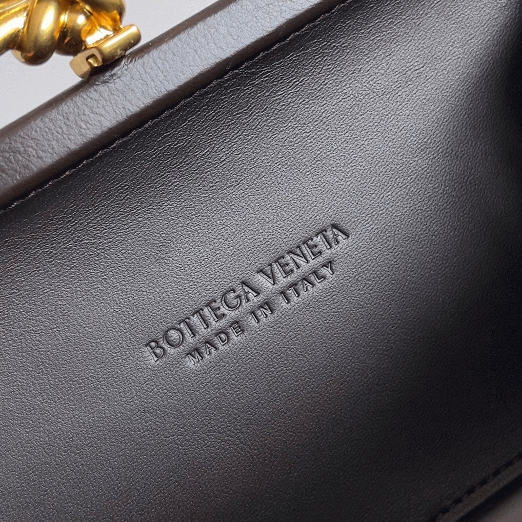 Replica Bottega Veneta Knot Minaudiere Clutch Multicolour