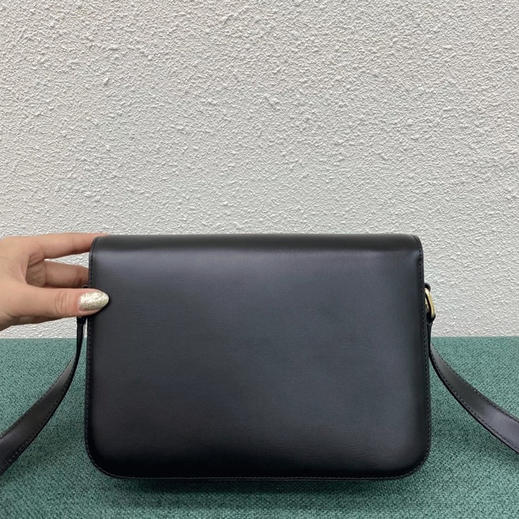 Top Quality Faux Celine Triomphe Medium Bag In Black