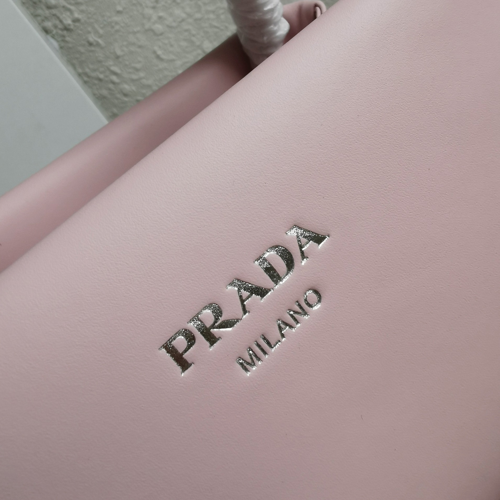 Prada Supernova Small Shoulder Bag Fake in Pink