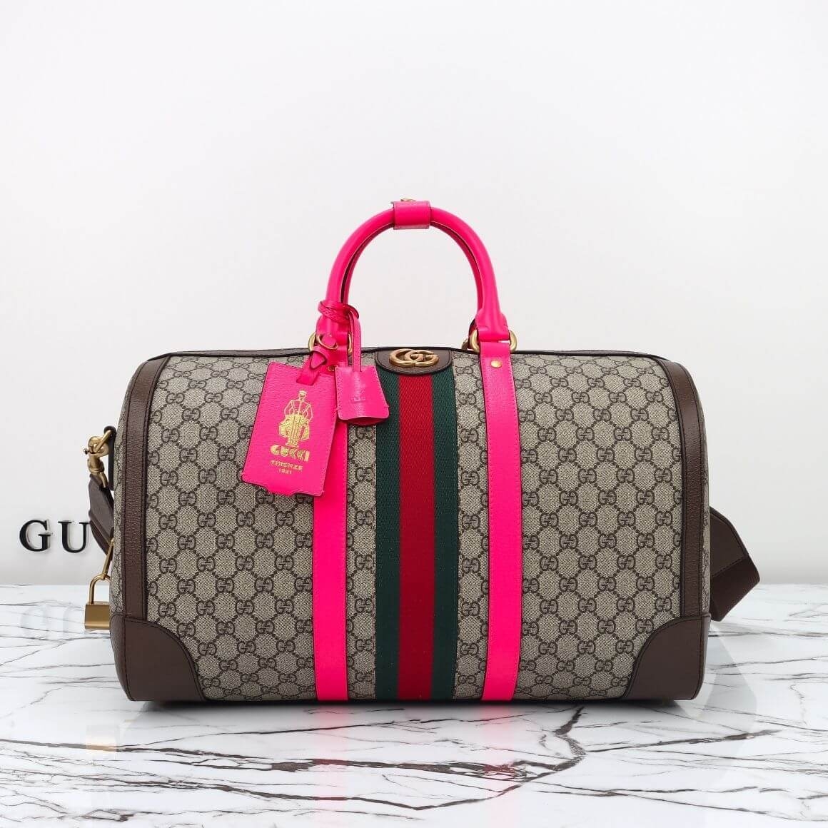 Gucci Savoy medium duffle bag
