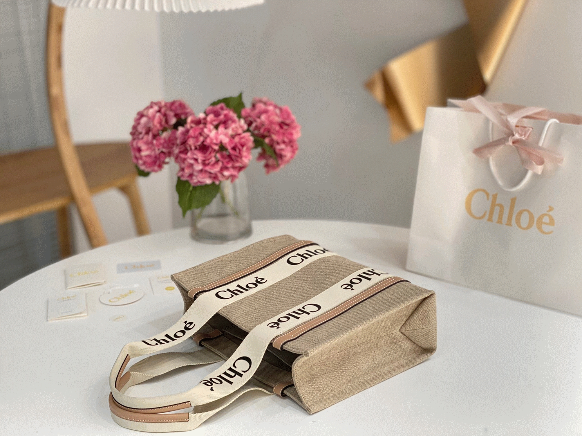 Top Quality Fake Chloe Woody Medium Tote Bag in Linen Canvas with Beige Leather