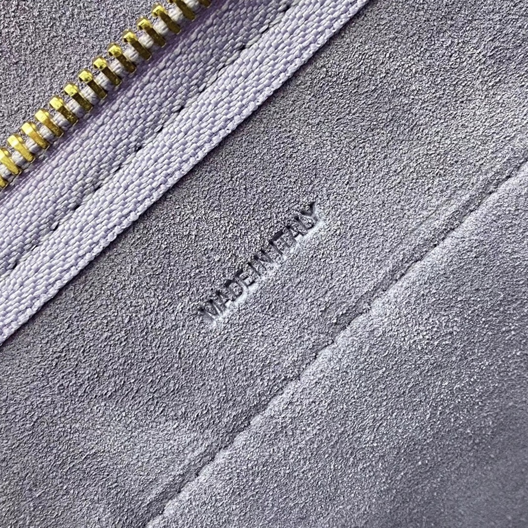 Celine Belt Nano Bag Replica in Lilas
