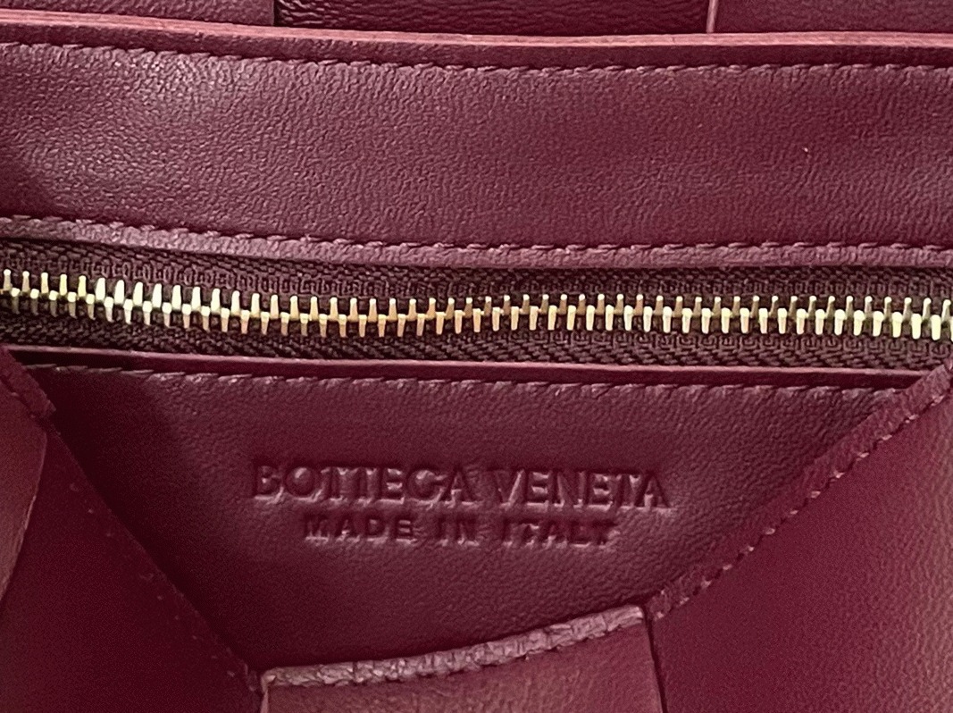 Top Quality Faux Bottega Veneta Cassette Bag In Bordeaux