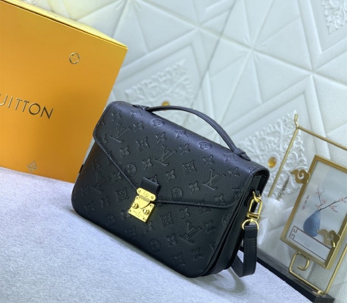 LV Monogram Empreinte Leather Metis In Black M41487