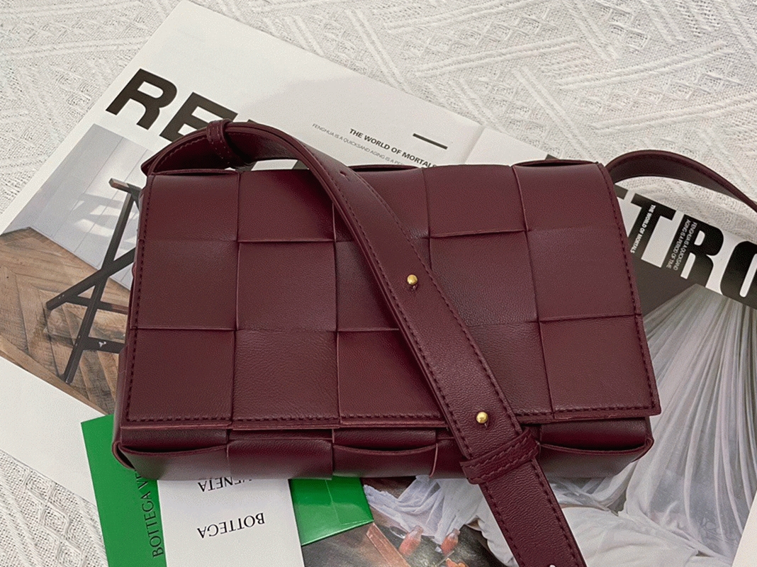 Top Quality Faux Bottega Veneta Cassette Bag In Bordeaux