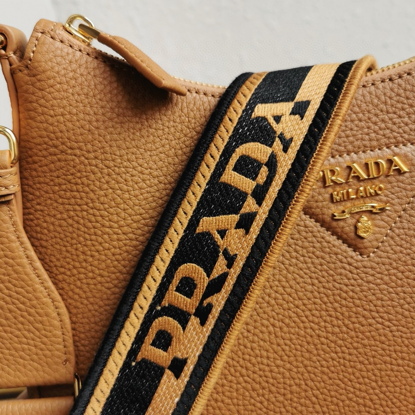 Designer Prada Shoulder Bag Replica in Brown