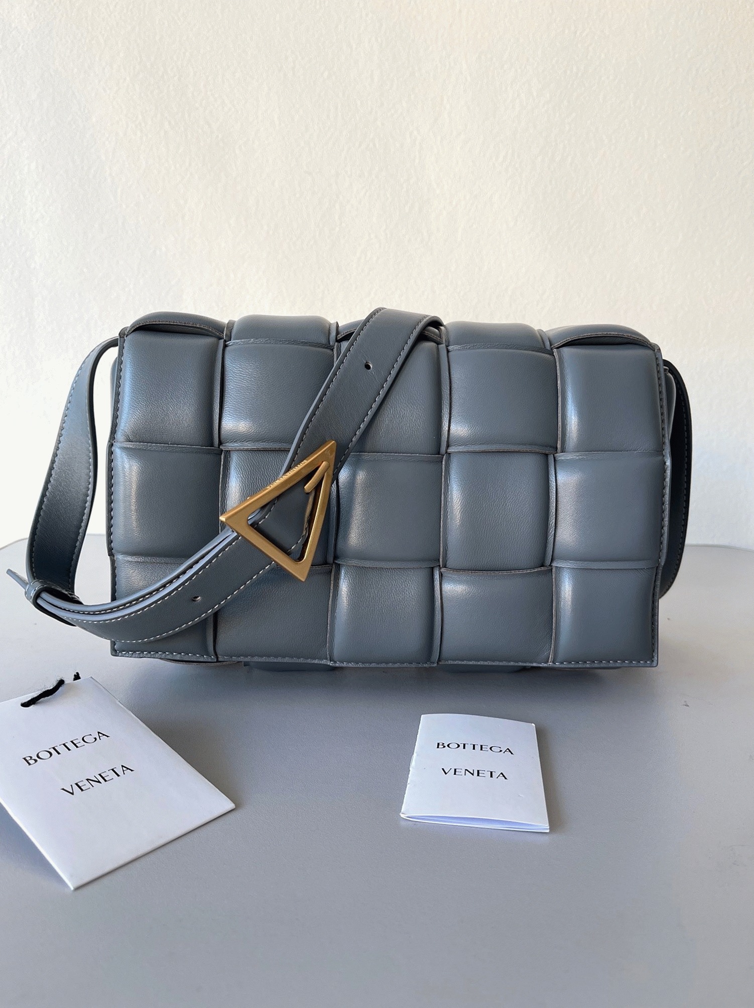 Top Quality Imitation Bottega Veneta Padded Cassette Bag In Thunder