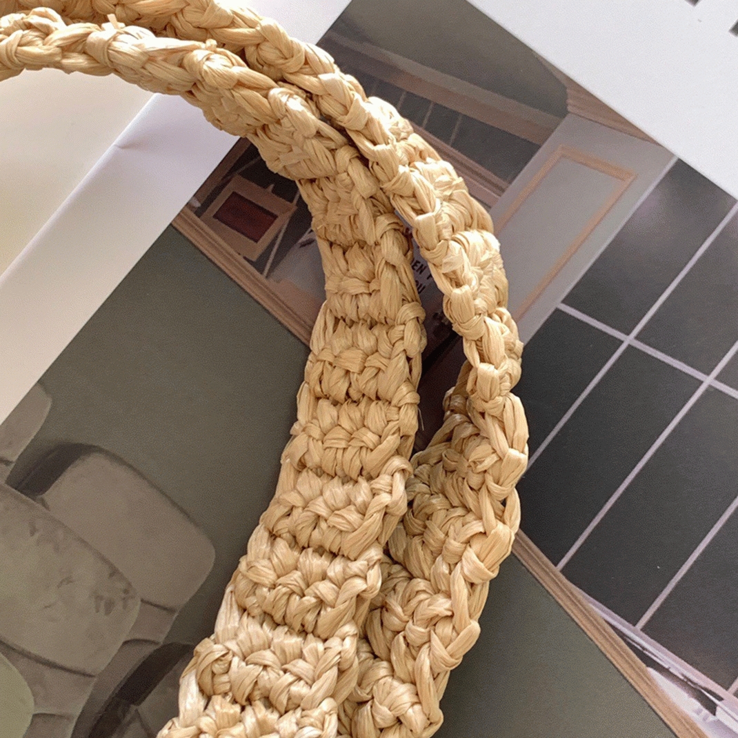 Prada Small Tote Bag Fake in Beige Woven Raffia