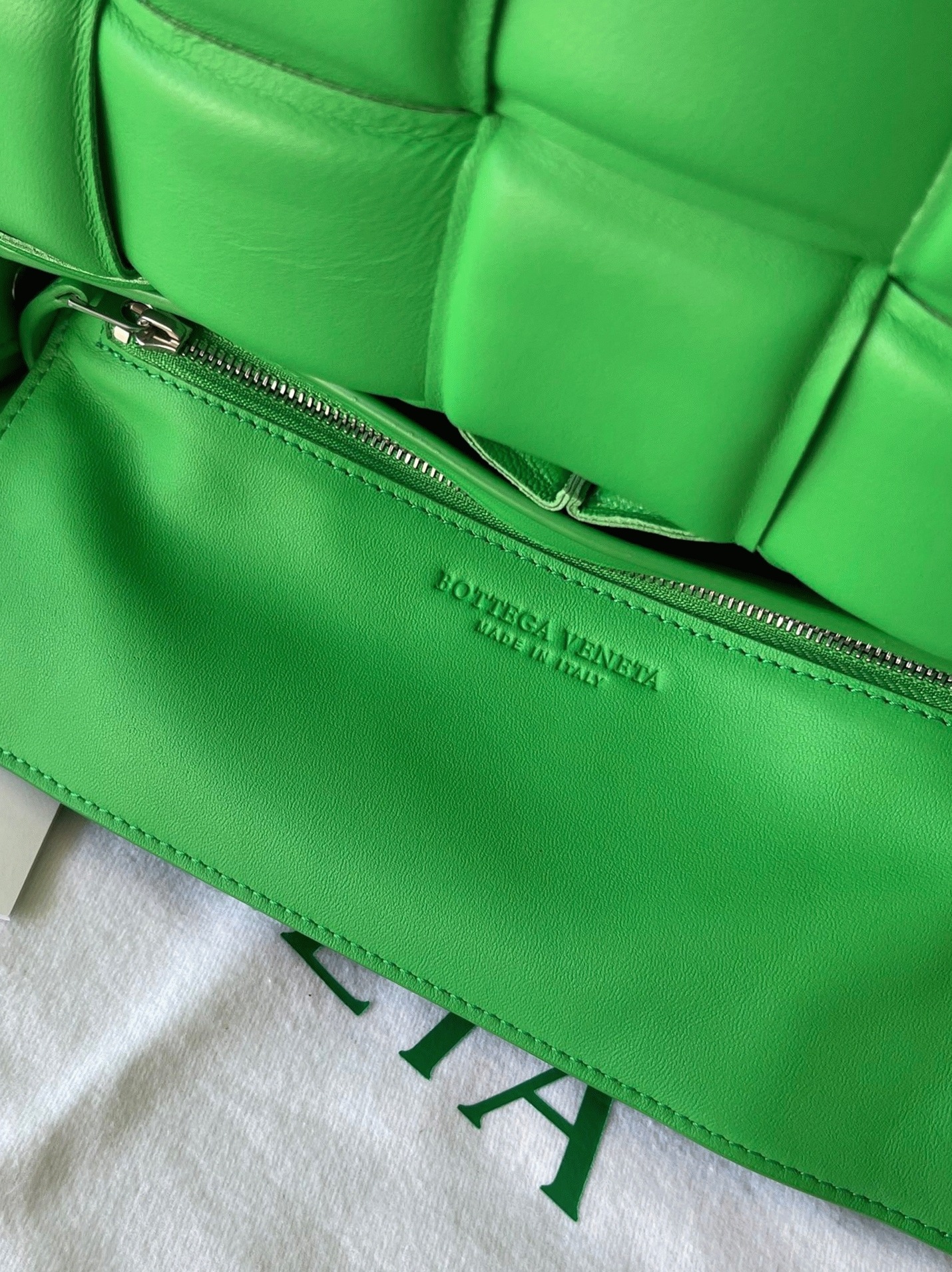 Top Quality Knockoff Bottega Veneta Padded Cassette Bag In Parakeet