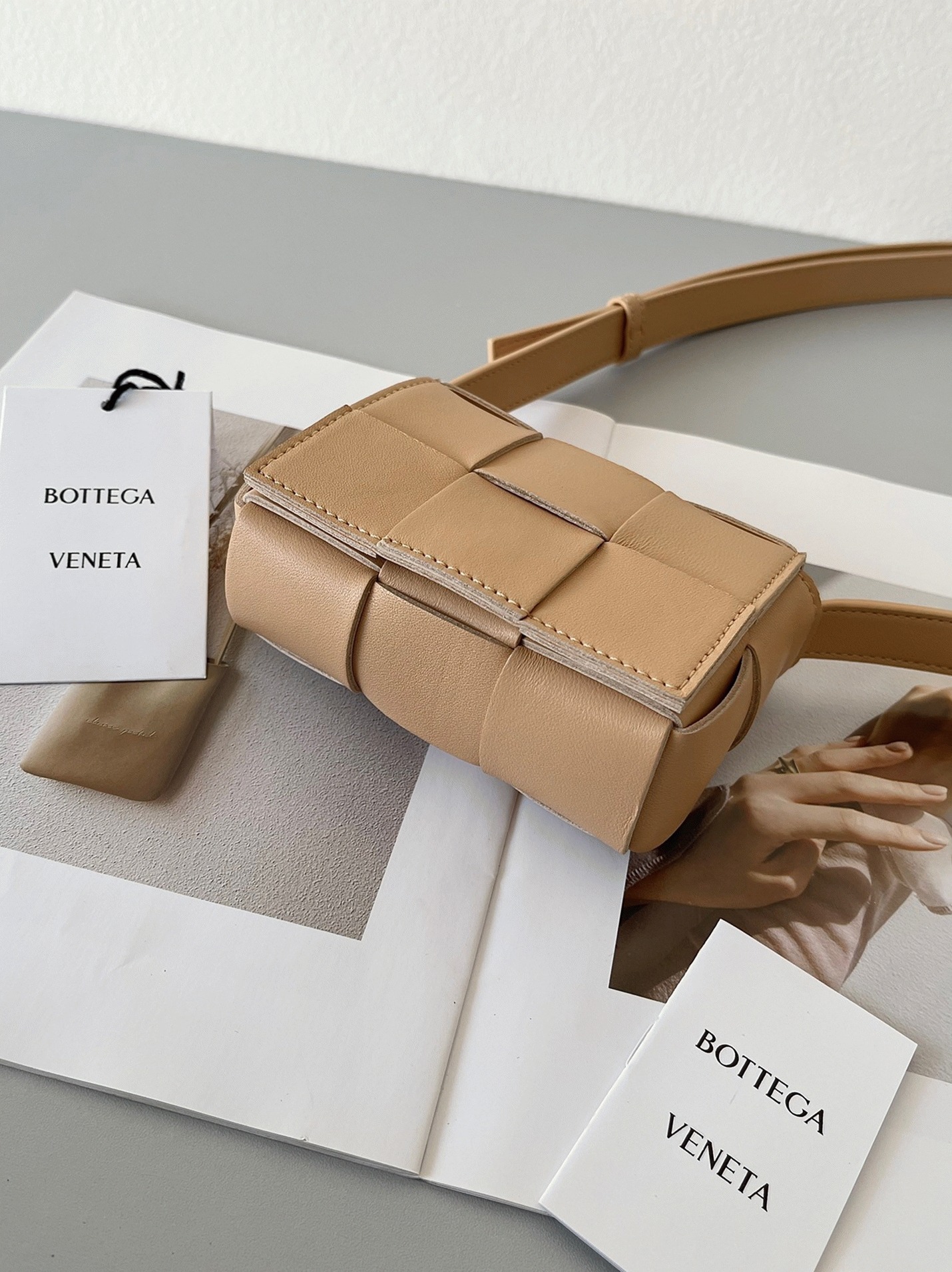 Top Quality Knockoff Bottega Veneta Candy Cassette Bag In Almond