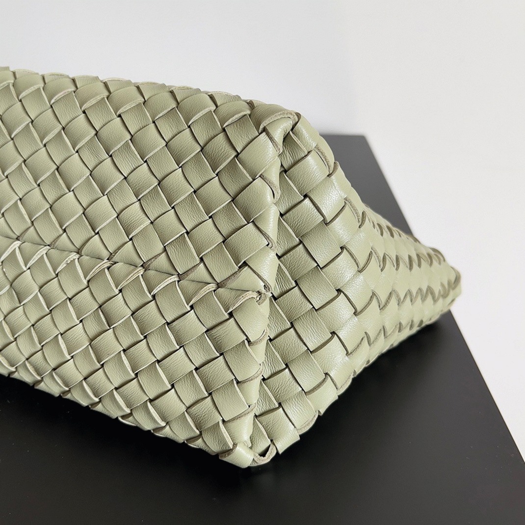 Top Quality Knockoff Bottega Veneta Cabat Mini Bag In Travertine Intrecciato Lambskin