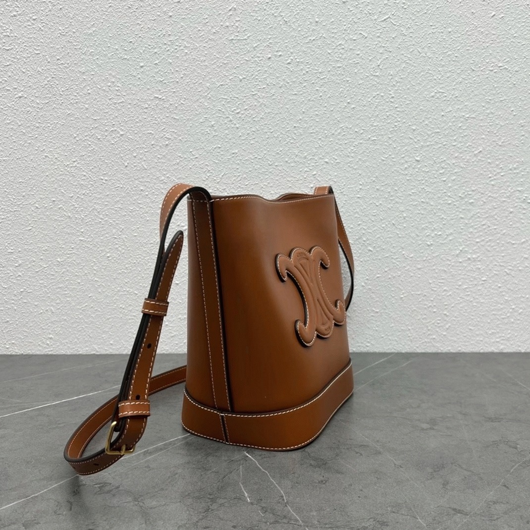 Top Quality Replica Celine Small Bucket Cuir Triomphe In Brown Calfskin