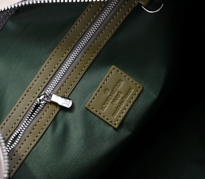 LV Monogram Gradient Canvas Keepall Bandouliere 45 In Khaki Green
