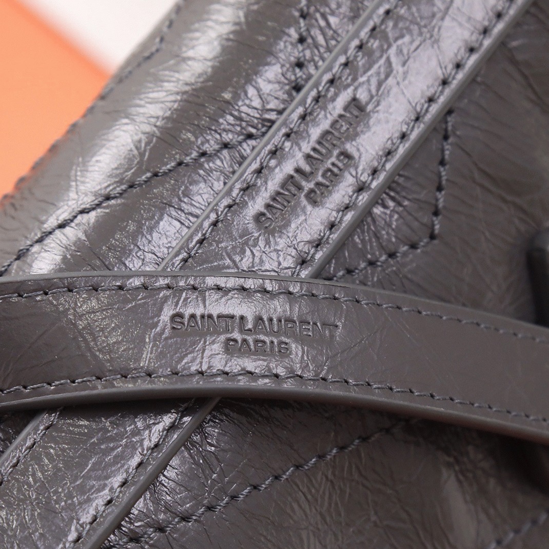 Replica Saint Laurent Niki Medium Chain Bag Dark Grey