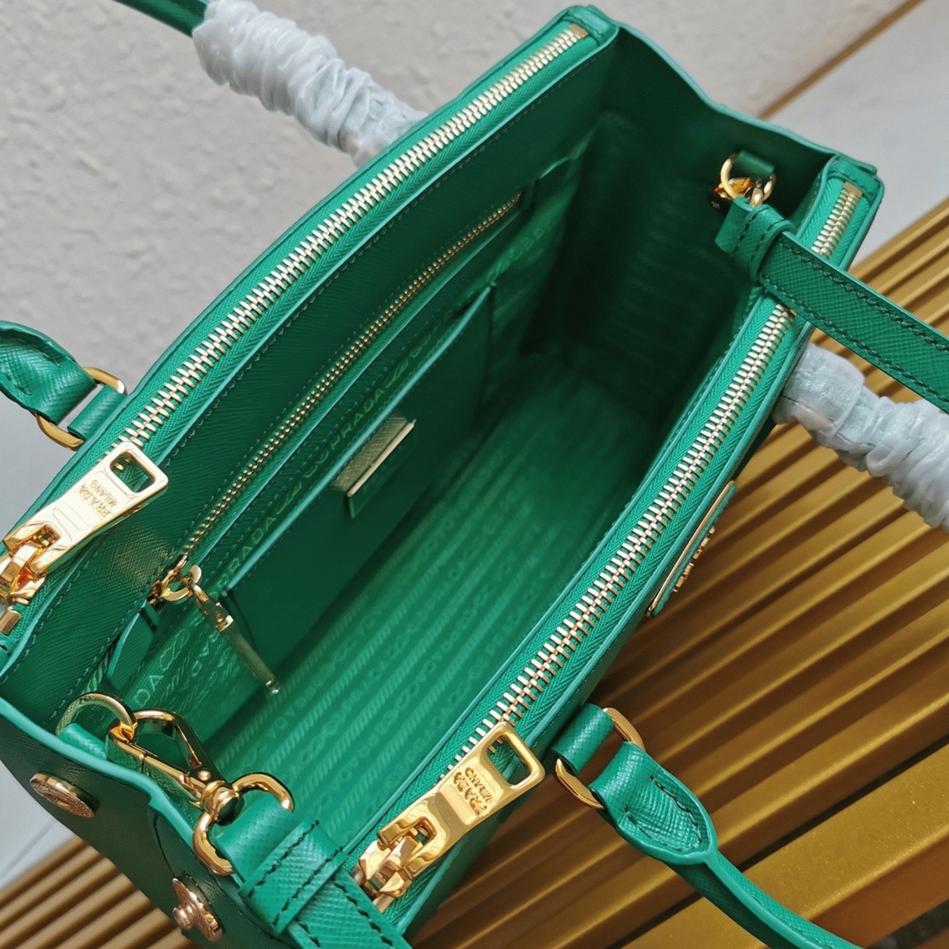 Mango Prada Galleria Medium Bag Fake