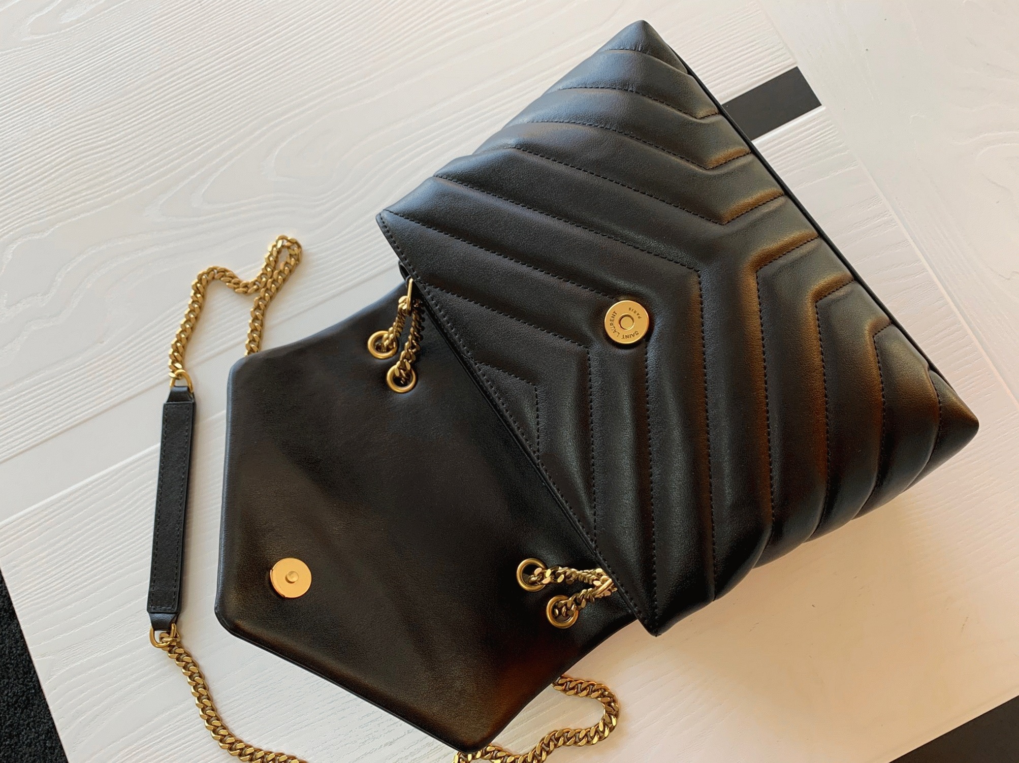 Replica Designer Saint Laurent LouLou Small Chain Bag Black