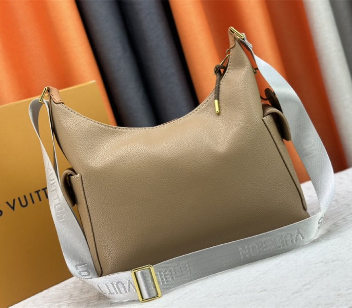 LV Other Leathers Cargo Hobo In Beige