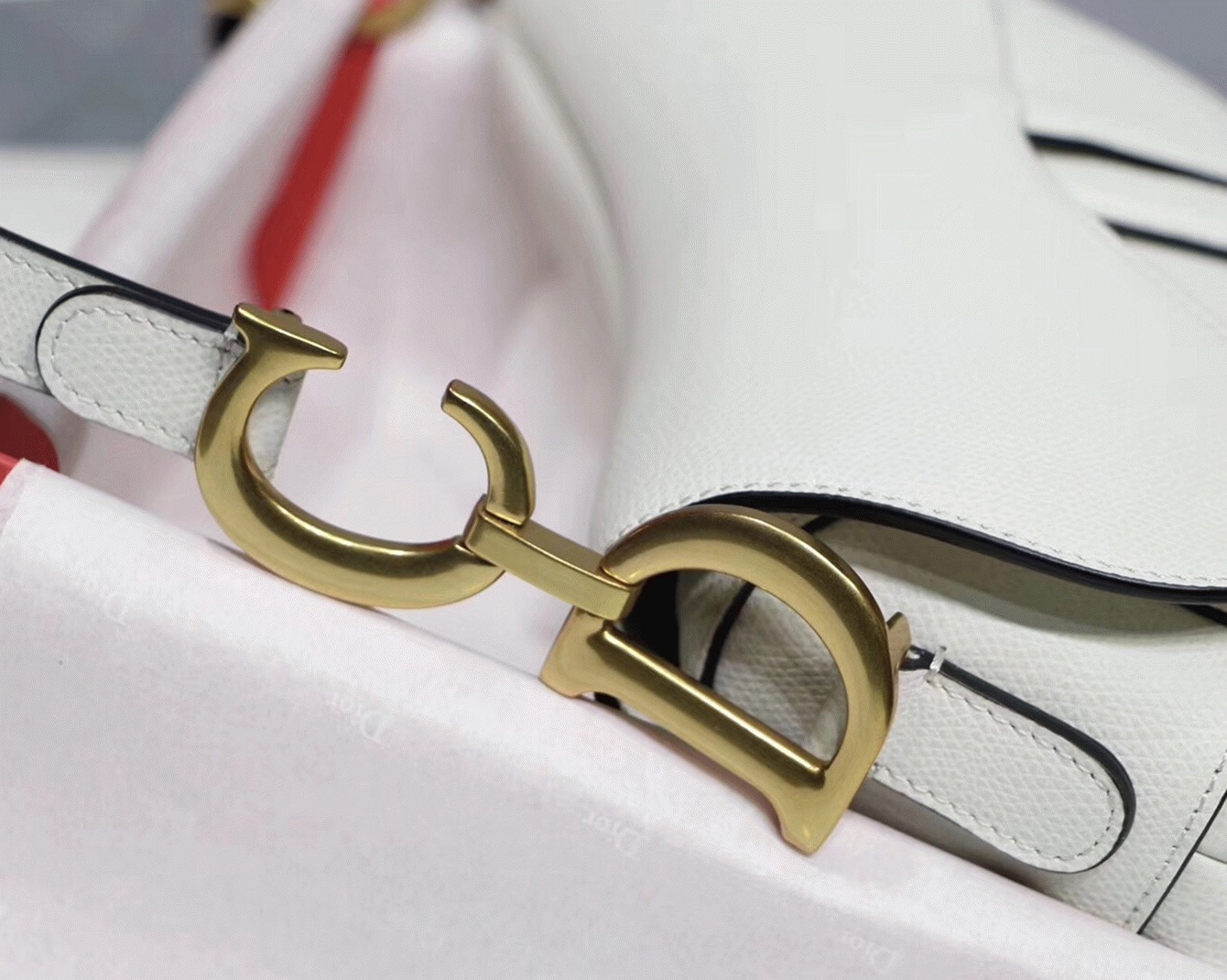 Dior Saddle Bag Replica in White Grained Calfskin