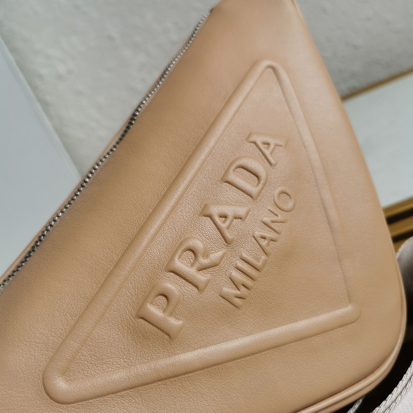 Prada Triangle Shoulder Bag Imitation in Beige