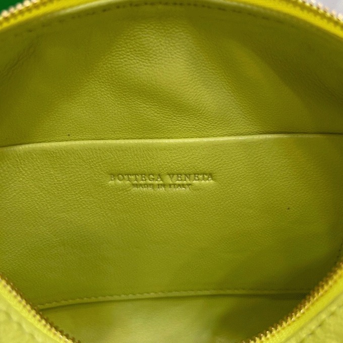 Knockoff Bottega Veneta Loop Small Bag Lantern