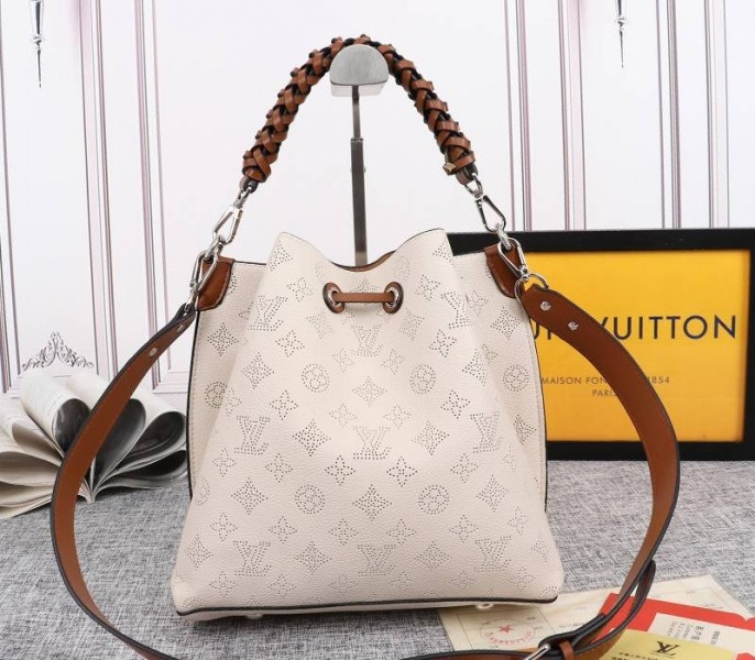 LV Mahina Muria Bag In Cream