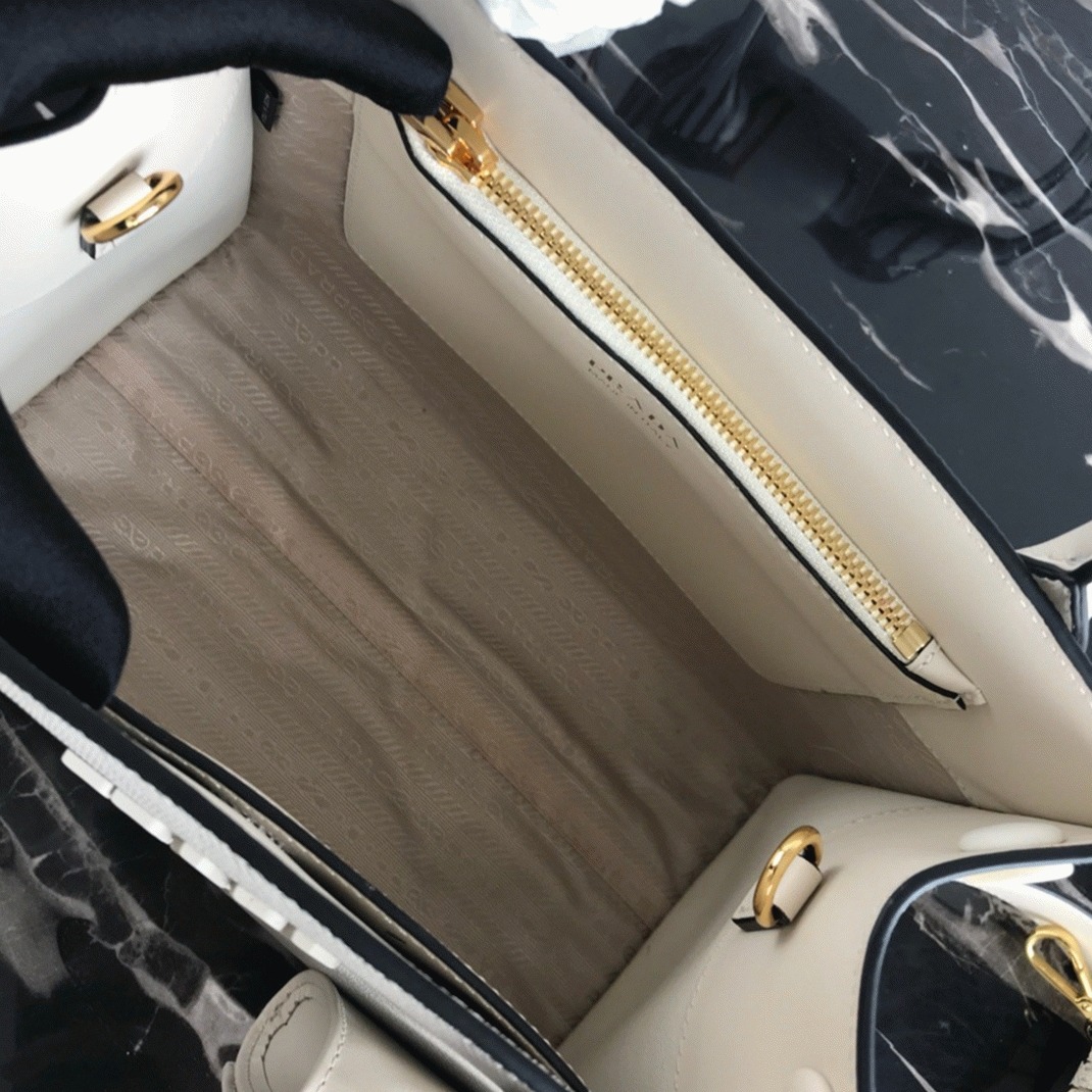 Prada Monochrome Small Bag Knockoff in White