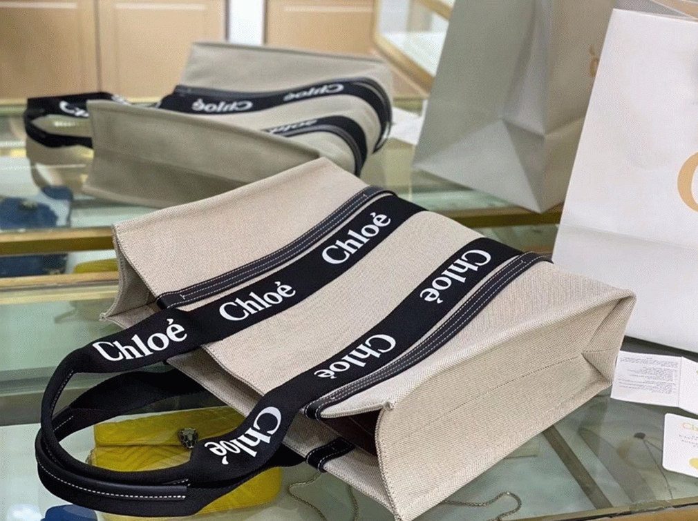 Top Quality Knockoff Chloe Medium Woody Tote Bag in Canvas with Black Leather Strips