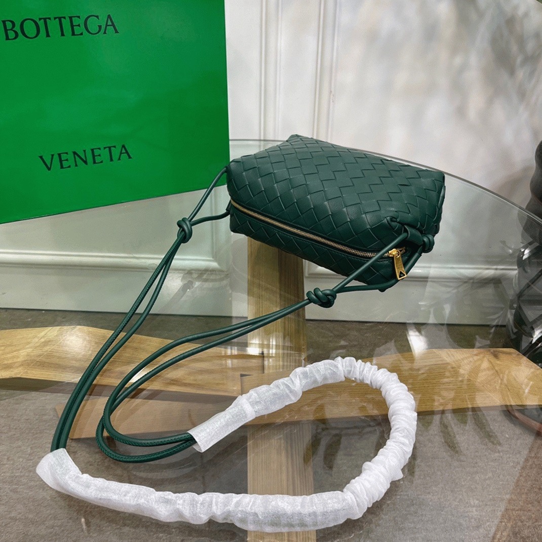 Knockoff Bottega Veneta Loop Small Bag Raintree