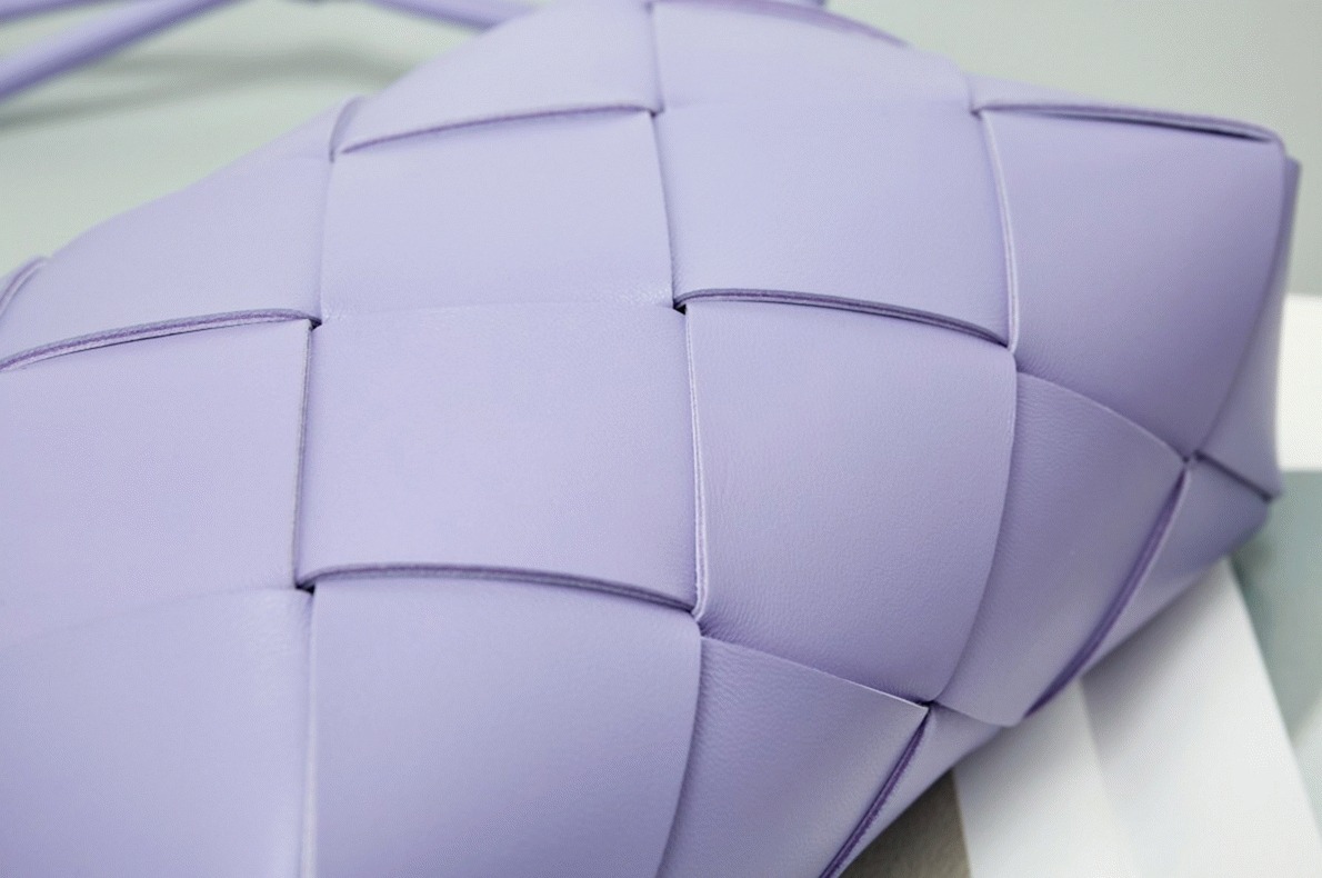 Replica Bottega Veneta Small Cassette Camera Bag Wisteria