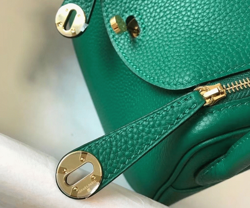 Designer replica Hermes Lindy Mini handbag in green clemence leather