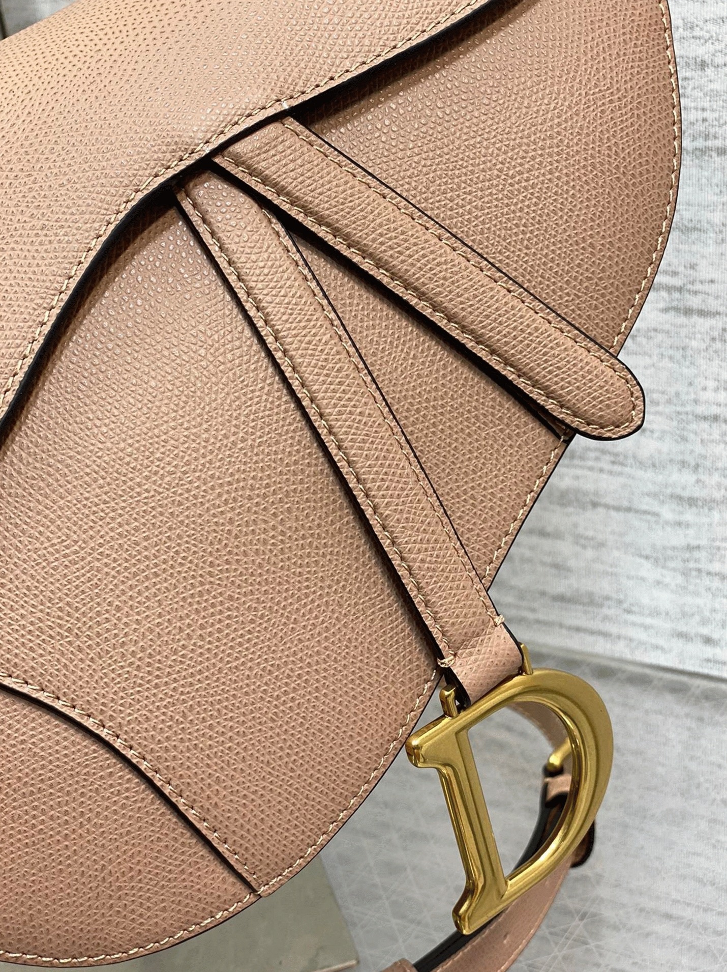 Dior Saddle Bag with Strap Knockoff in Blush Grained Calfskin