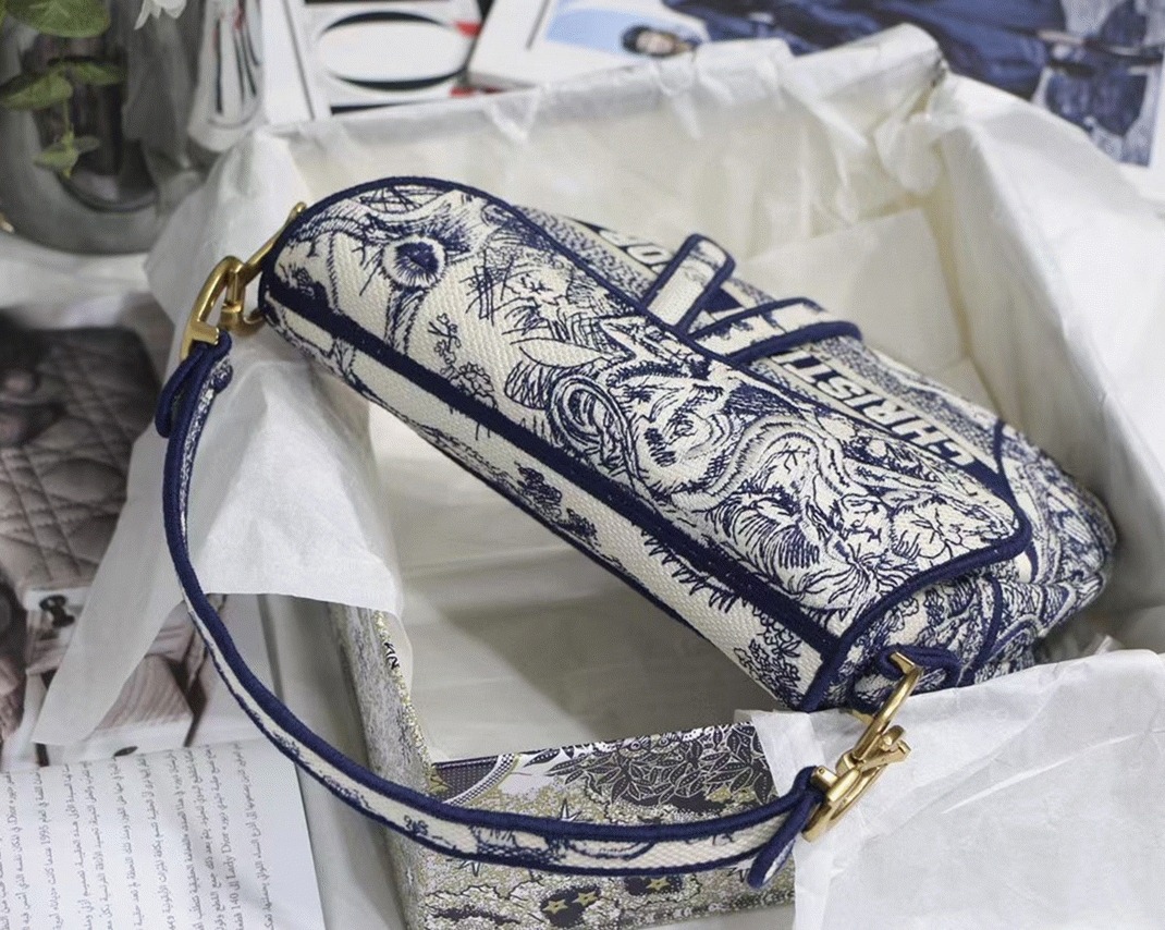 Dior Saddle Bag Replica in Blue Toile de Jouy Embroidery