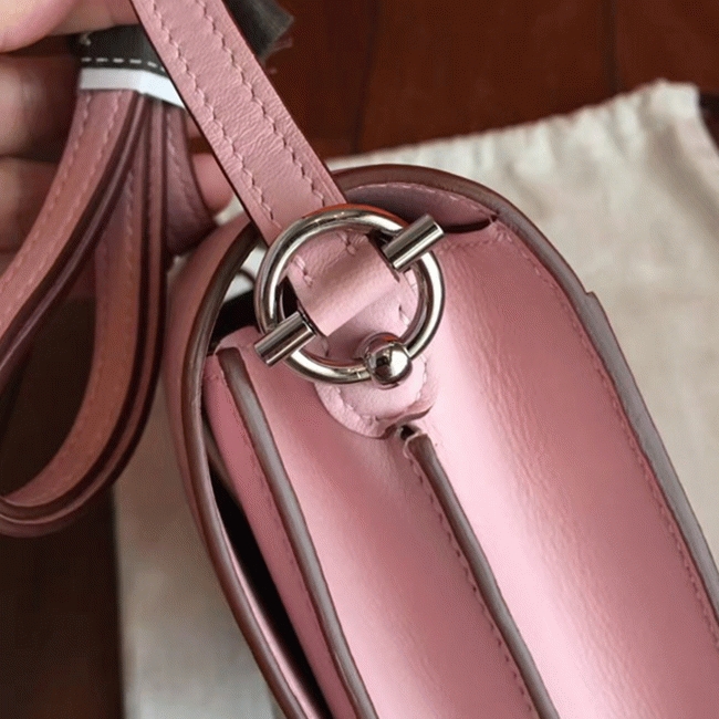 Rose dragee replica Hermes Mini Sac Roulis handbag