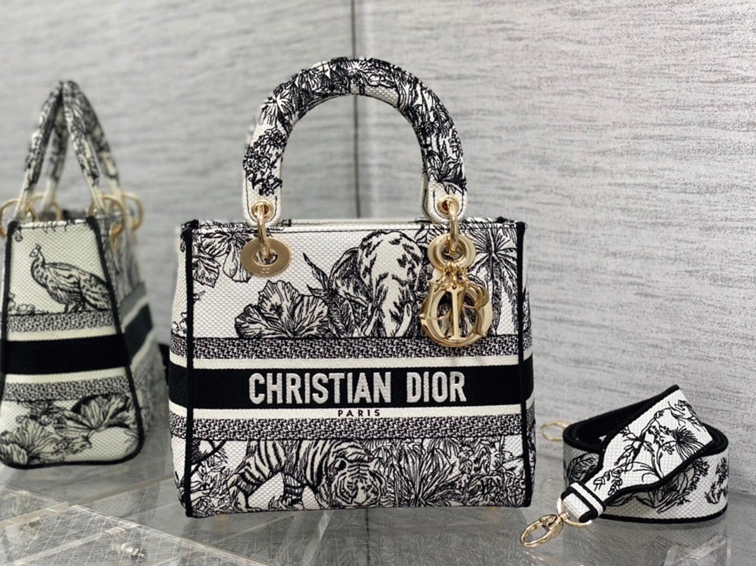 Dior Lady D-Lite Medium Bag Knockoff in White Toile de Jouy Voyage Embroidery