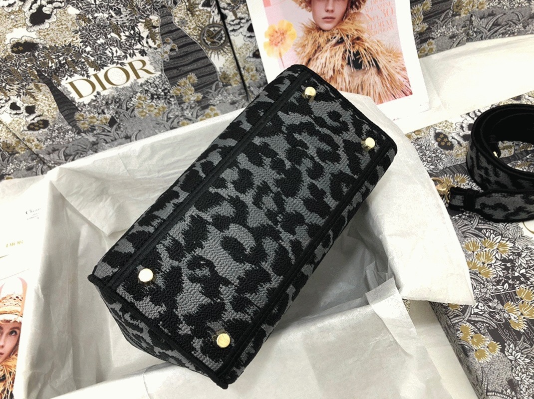 Dior Lady D-Lite Medium Bag Knockoff in Grey Mizza Embroidery