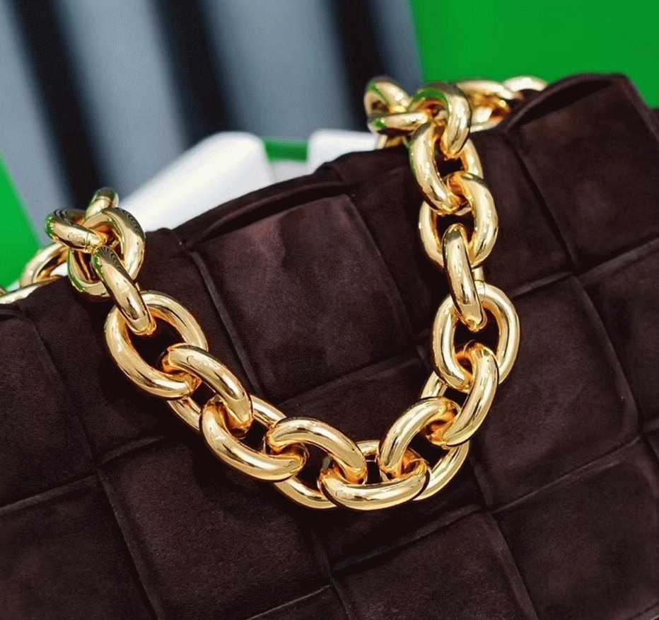 Top Quality Replica Bottega Veneta Chain Cassette Bag In Fondant