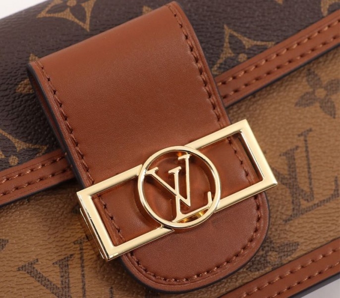 Louis Vuitton Monogram Reverse Canvas Dauphine Chain Wallet
