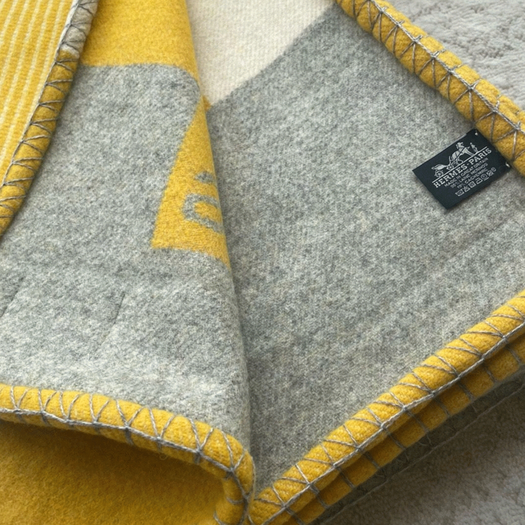 Replica Hermes H Riviera blanket in yellow wool and cashmere
