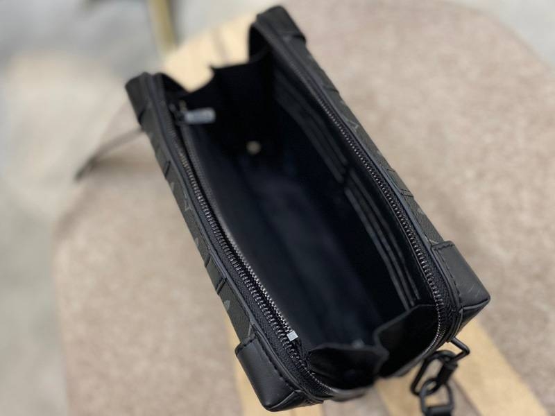Louis Vuitton Monogram Eclipse Virgil Abloh Wallet Trunk