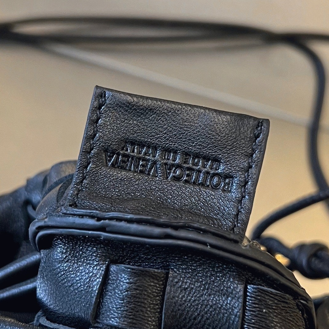Replica Bottega Veneta Sardine Mini Bag Black