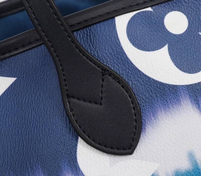Louis Vuitton Seasonal Escale Neverfull MM Tote In Blue