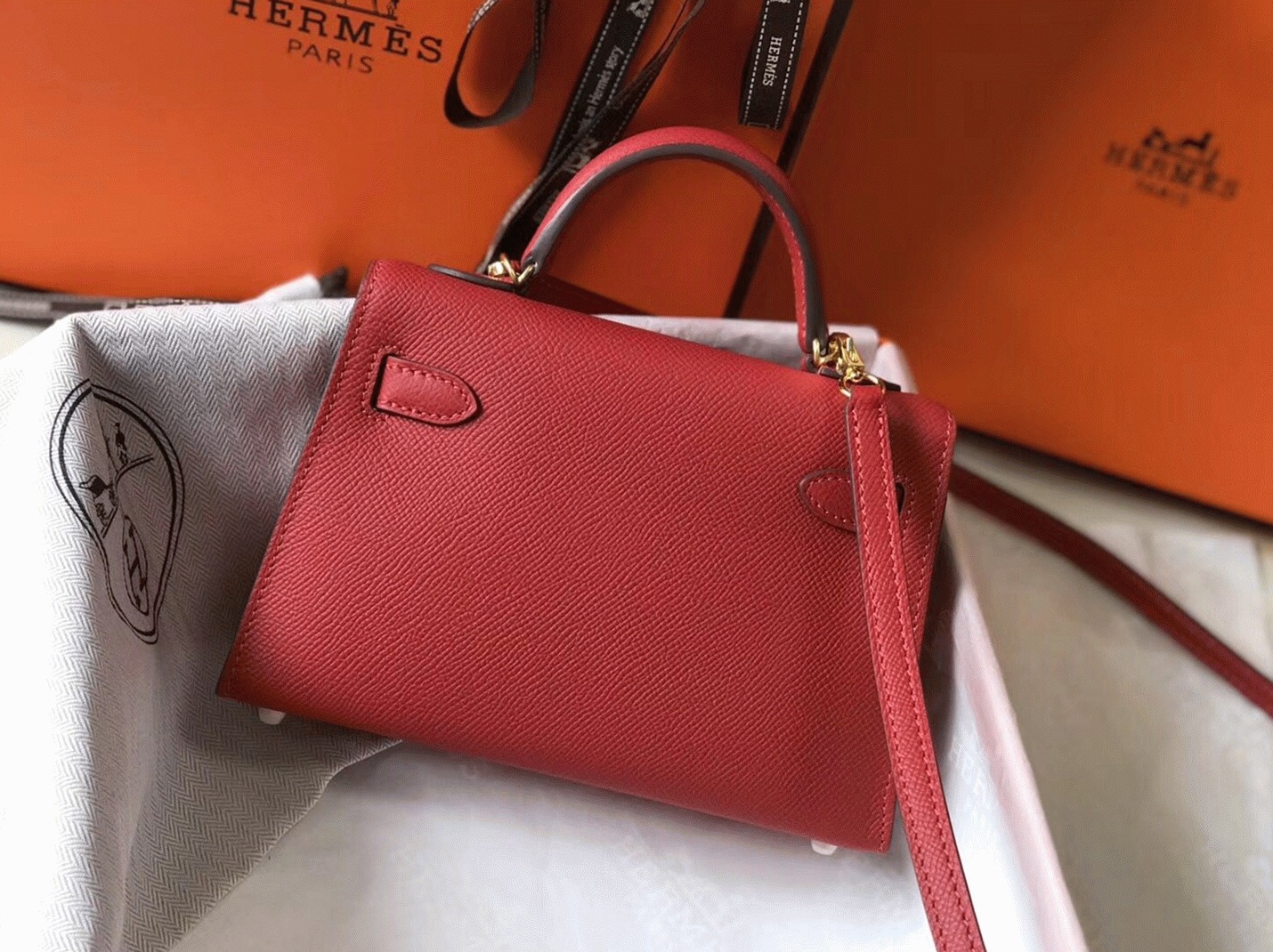 Hermes Kelly Mini II Bag Replica in Rouge Vif