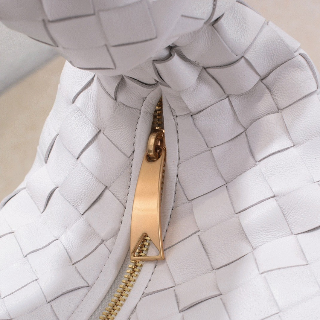Replica Bottega Veneta BV Jodie Teen Bag White